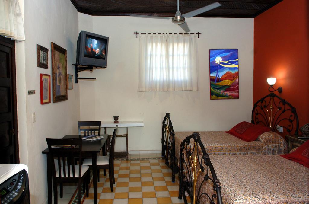 Hotel Machado 마사틀란 외부 사진