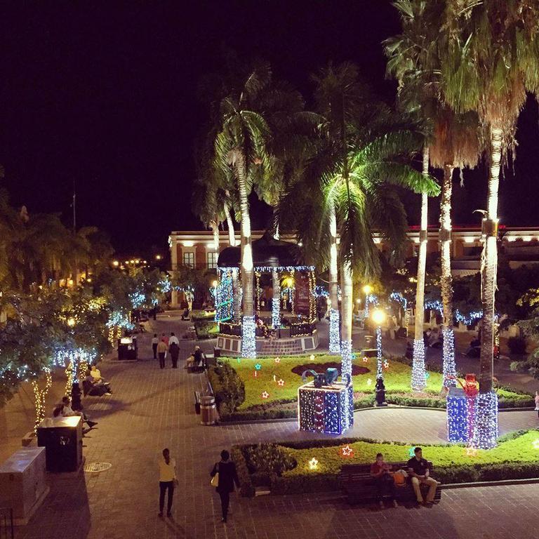 Hotel Machado 마사틀란 외부 사진